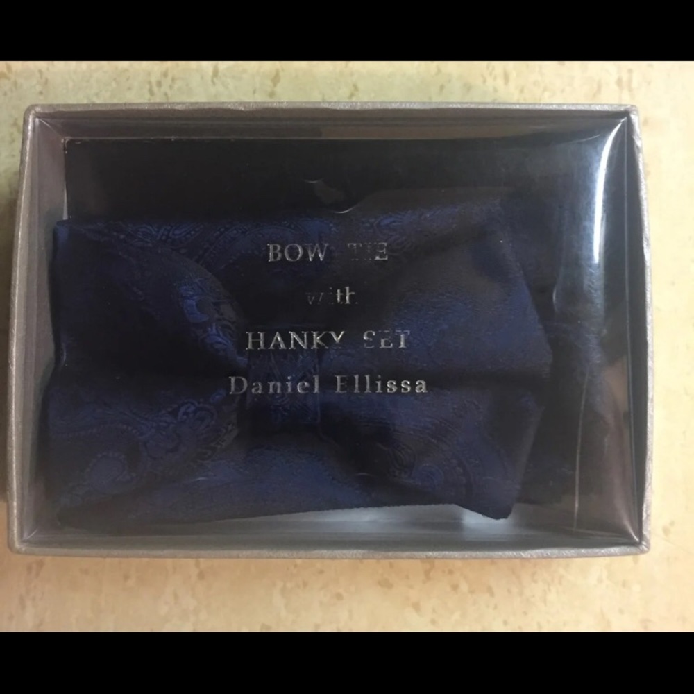 New Men Bow Tie And Hanky Pocket Wedding Pre-Tied Square Set prom party paisley